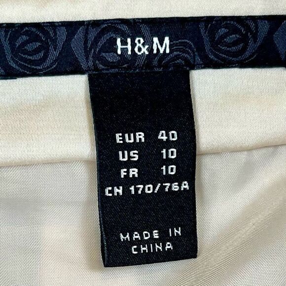 H&M Beige Pleated Lined Zipper Back Skirt 10 - Picture 4 of 8